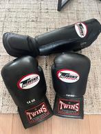 Twins bokshandschoenen en scheenbeschermers (14 Oz / M), Maat XL, Ophalen of Verzenden, Zo goed als nieuw, Overige