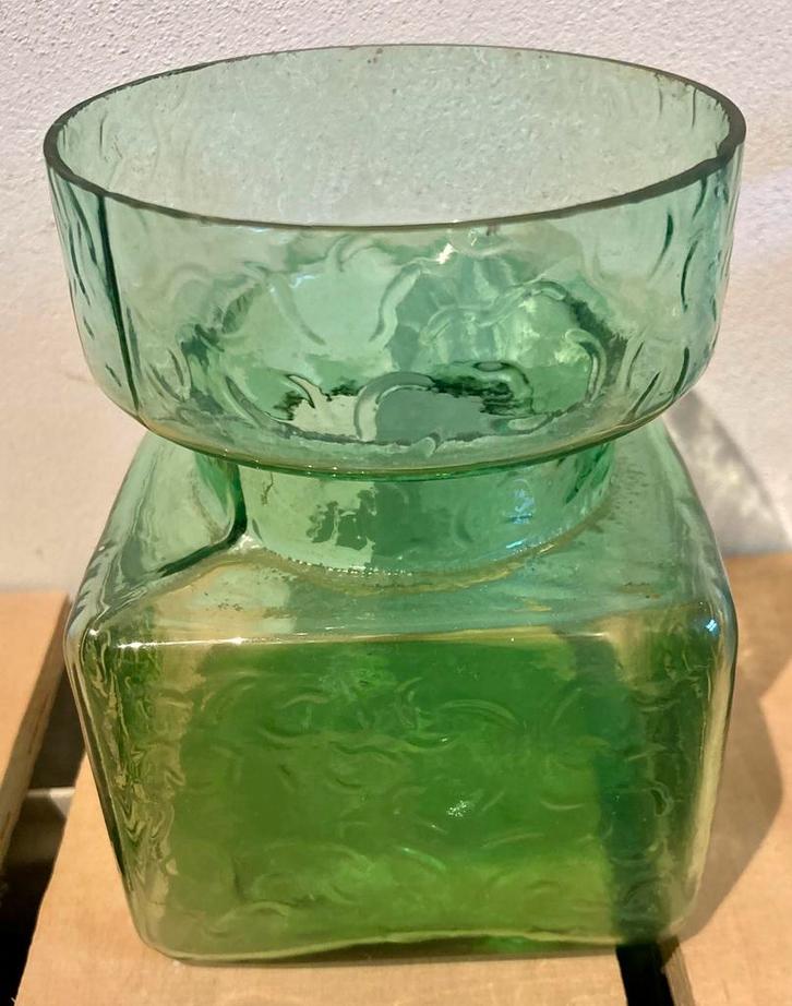(Bollen)vaas Pala door Helena Tynell groen, Antiek en Kunst, Antiek | Vazen, Ophalen of Verzenden