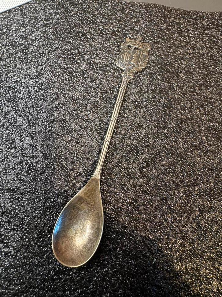 Vintage souvenirlepeltje Kroatië – verzilverd – 12 gram, Antiek en Kunst, Antiek | Bestek, Verzenden