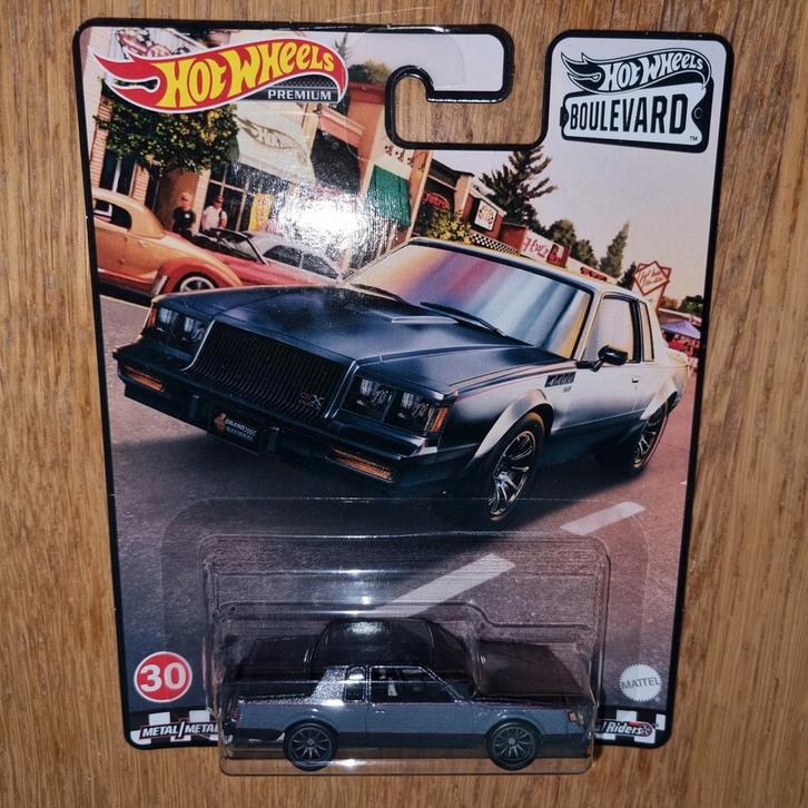 115 - Hotwheels Buick Grand National in verpakking., Hobby en Vrije tijd, Modelauto's | Overige schalen, Nieuw, Auto, Ophalen of Verzenden