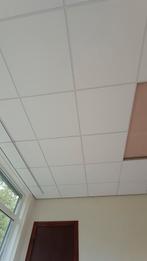 +/- 21m2 gedemonteerd systeem plafond, platen en profielen, Ophalen, Gebruikt, Overige materialen, Minder dan 20 mm