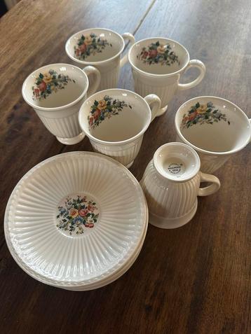 Wedgewood espresso Kopjes ( en schoteltjes) conway beschikbaar voor biedingen
