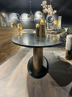 Ironville Ovale Marmeren Eettafel van Richmond Interiors, Overige materialen, 100 tot 150 cm, Elegant Luxueus Verfijnd Klassiek Tijdloos Hoogwaardig Duurzaam