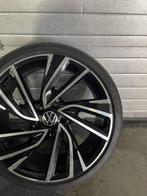Origineek Adelaide Velg golf 8 GTI R 235 35 19 5x112 1 stuk, Auto-onderdelen, Banden en Velgen, 19 inch, Total car expert, Banden en Velgen