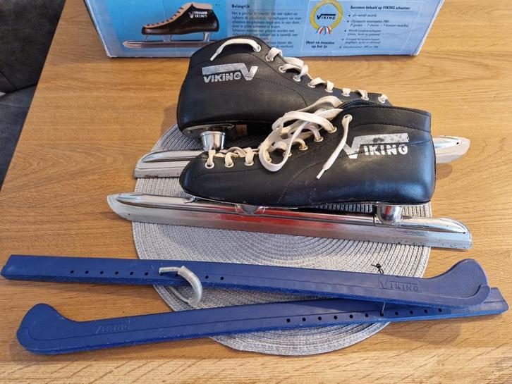 Viking noren maat 40 (schoenmaat 41), Tickets en Kaartjes, Sport | Schaatsen, Eén persoon