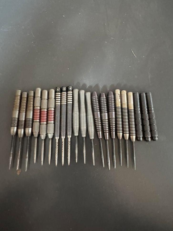 7 sets dartpijlen, Sport en Fitness, Darts, Zo goed als nieuw, Pijlen, Ophalen of Verzenden