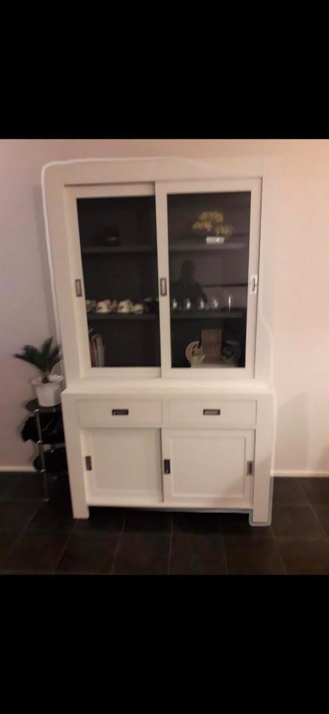Witte Kast met Glas en Lades, Huis en Inrichting, Kasten | Dressoirs, Gebruikt, 100 tot 150 cm, 25 tot 50 cm, Met lade(s), Met deur(en)