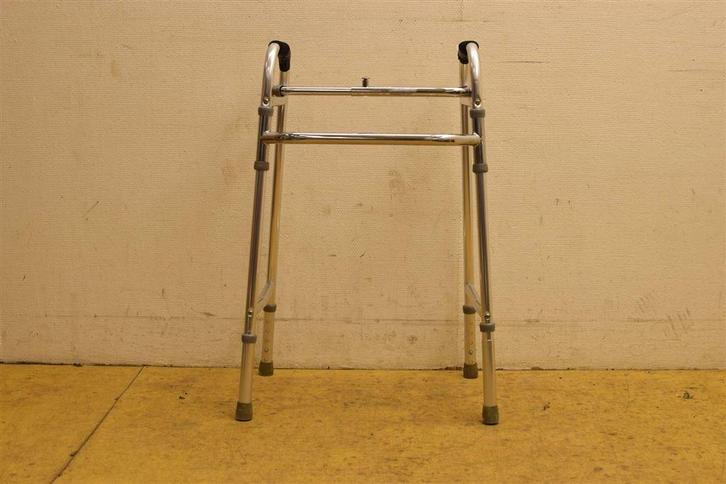 Invacare opvouwbaar looprek 46142, Diversen, Verpleegmiddelen, Gebruikt, Ophalen of Verzenden