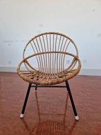 Vintage rotan stoeltje klein, Huis en Inrichting, Stoelen, Ophalen, Gebruikt, Bruin, Eén