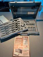 22-delige messenset in koffer, Ophalen of Verzenden, Zo goed als nieuw, Rvs of Chroom, Bestekset