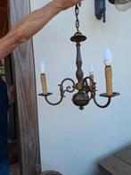 Oude driearmige hanglamp, Ophalen