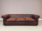 Originele Engelse Chesterfield ruime 3 zits bank 225cm breed, Ophalen, Gebruikt, Hout