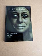 Pijn en Lijden een fundamentele beschouwing- Hagenaars, Zo goed als nieuw, L.H.A. Hagenaars, Alpha, HBO