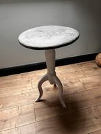 Brocant tafeltje wit met vergrijsd Blad, Antiek en Kunst, Antiek | Meubels | Tafels, Ophalen