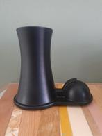 Puik Art - zwarte vaas - design object, Huis en Inrichting, Zwart, Aardewerk of Porselein, Ophalen of Verzenden, Zo goed als nieuw