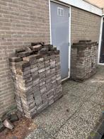 Gratis afhalen 15 m2 aanhanger aanwezig, Klinkers, Ophalen of Verzenden, Zo goed als nieuw, 10 m² of meer