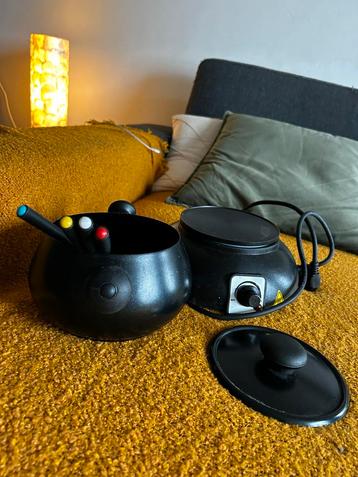 Fondueset voor 4 personen beschikbaar voor biedingen