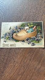 Klomp, reliëfkaart. Cadeautjes, klaver, bloemen, Ophalen of Verzenden, Voor 1920, Gelopen