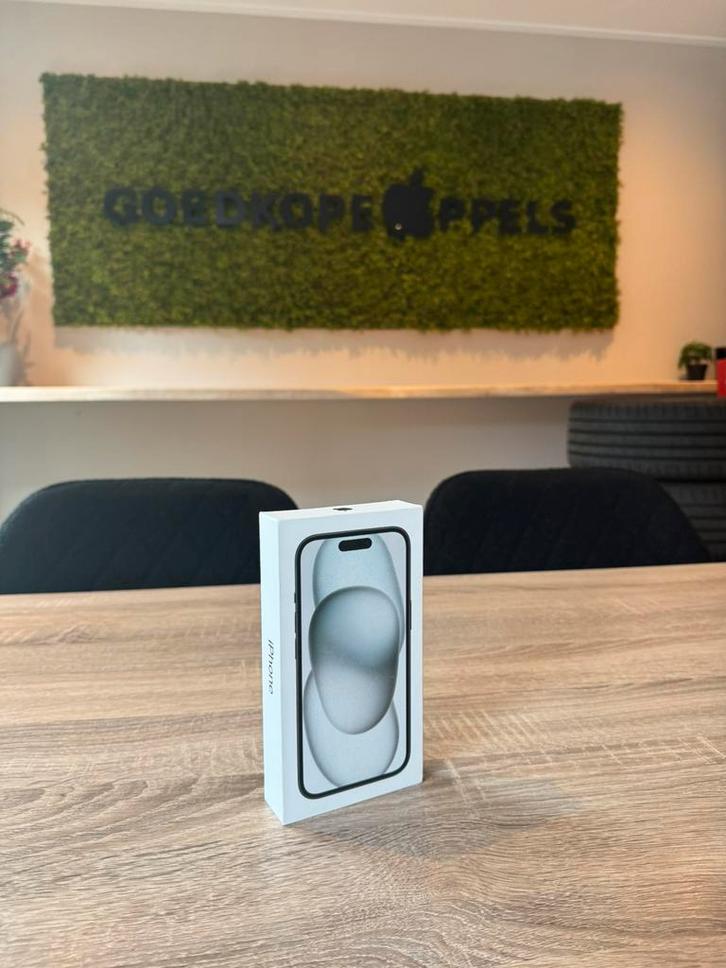iPhone 15 128/256GB Zwart & Groen | nieuw/geseald/garantie, Telecommunicatie, Mobiele telefoons | Apple iPhone, Nieuw, 128 GB
