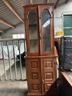 Vitrine/opbergkastje, Ophalen