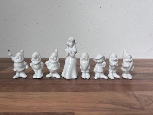 Sneeuwwitje & de 7 dwergen | wit porselein | beeljes, Verzamelen, Disney, Gebruikt, Beeldje of Figuurtje, Sneeuwwitje of Doornroosje