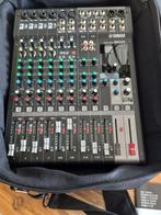 Mooie geluidset met 2 speakers met statief en 1 microfoon, Audio, Tv en Foto, Luidsprekers, Ophalen, Zo goed als nieuw, 120 watt of meer