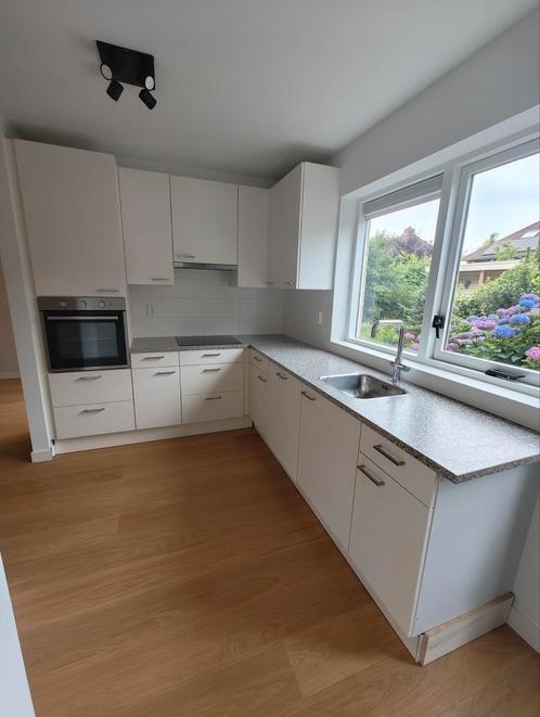 Bribus keuken, Huis en Inrichting, Keuken | Complete keukens, Gebruikt, Hoekkeuken, Kunststof, Ophalen