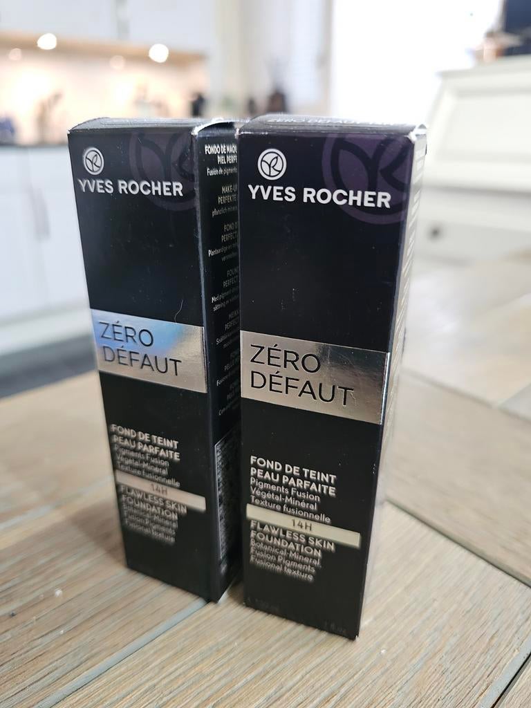 Yves Rocher Zéro Défaut Foundation - Rose & Brun, Gehele gezicht, Nieuw, Ophalen of Verzenden, Make-up