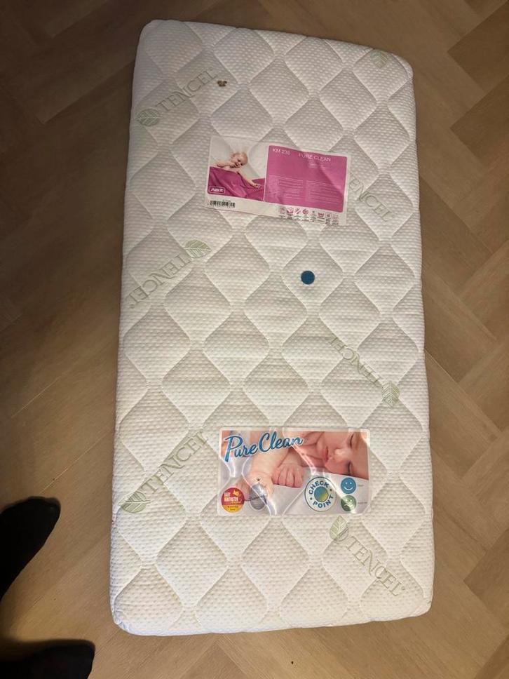 Abz Kindermatras Pure Clean - Ledikant, Kinderen en Baby's, Kinderkamer | Bedden, Zo goed als nieuw, Minder dan 140 cm, Minder dan 70 cm