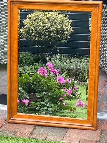Mooie spiegel ( kersenhout) facet geslepen glas beschikbaar voor biedingen