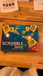 December tip: Scrabble junior, Hobby en Vrije tijd, Gezelschapsspellen | Kaartspellen, Ophalen of Verzenden, Zo goed als nieuw