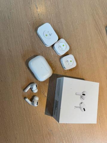 AirPods Pro met doos en opzetstukken beschikbaar voor biedingen
