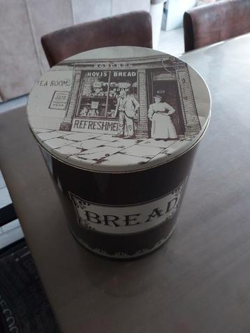 Hovis brood bewaar trommel van blik beschikbaar voor biedingen