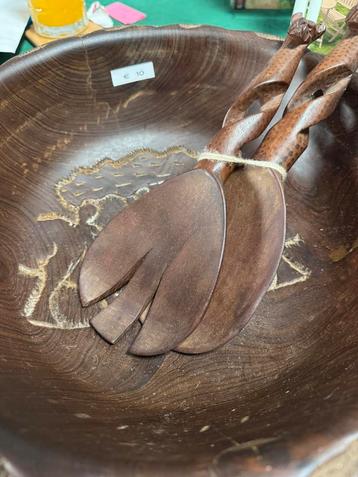 Houtsnijwerk salade schaal beschikbaar voor biedingen