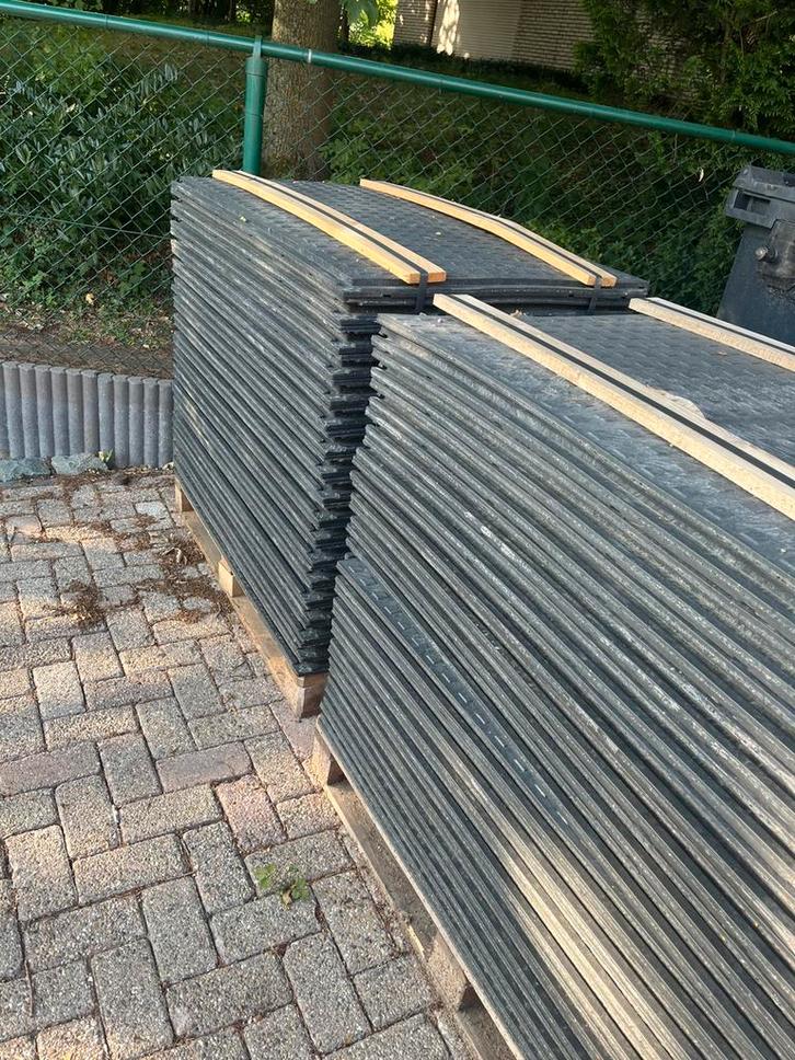 Nieuwe kunstof rijplaten, Tuin en Terras, Tegels en Klinkers, Zo goed als nieuw, Overige typen, Kunststof, 10 m² of meer, Ophalen of Verzenden