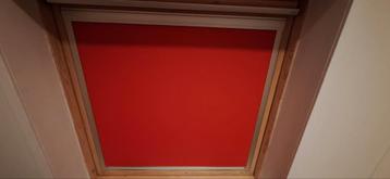 Velux GGL S06 Dakraam Verduistering - Rood beschikbaar voor biedingen