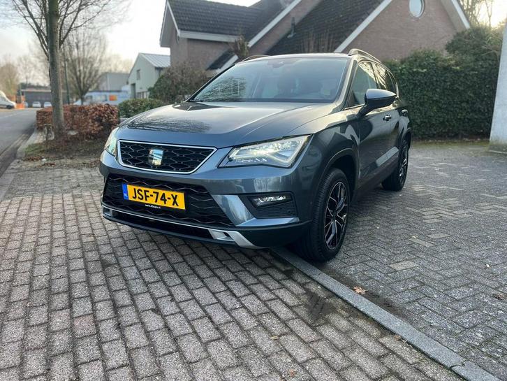 Seat Ateca 1.0 Ecotsi 115pk 2020 Grijs, Auto's, Seat, Bedrijf, Ateca, 360° camera, ABS, Achteruitrijcamera, Adaptieve lichten