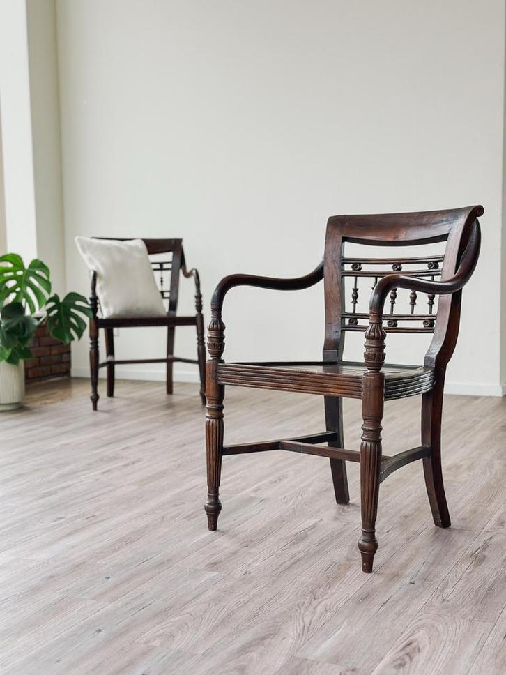 Vintage Teakhouten stoelen - 2 stuks, Antiek en Kunst, Antiek | Meubels | Stoelen en Banken, Ophalen