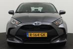 Toyota Yaris 1.5 Aut. Hybrid Active Camera Carplay Navi Adap, Gebruikt, 450 kg, Bedrijf, Yaris