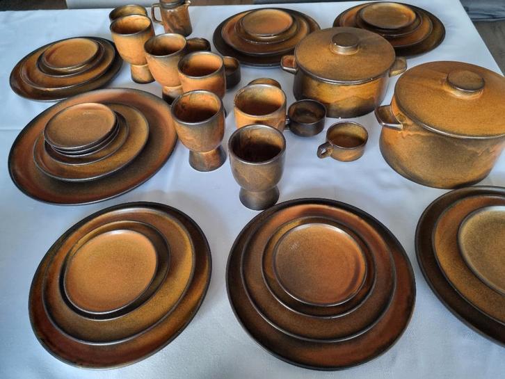 K E R S T SERVIES keramisch HEISTERHOLZ, Huis en Inrichting, Keuken | Servies, Gebruikt, Compleet servies, Overige stijlen, Keramiek