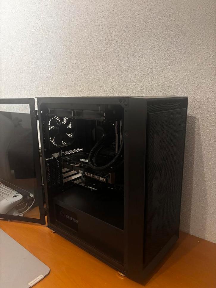Uitstekende Gaming PC - middel-intensieve spellen, Computers en Software, Desktop Pc's, Zo goed als nieuw, 4 Ghz of meer, SSD