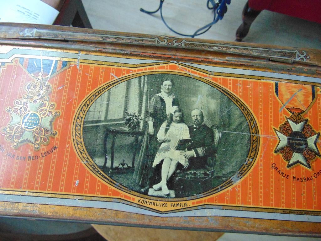 Groot blik, Willem III, Emma en Wilhelmina, Verzamelen, Ophalen of Verzenden, Gebruikt