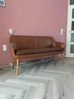Leenbakker eetkamer bankje (beschadigd) gratis., Huis en Inrichting, Ophalen, Overige materialen, Gebruikt, Overige maten