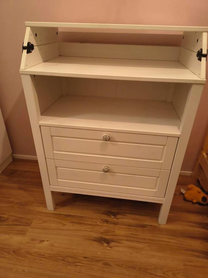 Ikea Sundvik witte commode, Kinderen en Baby's, Kinderkamer | Commodes en Kasten, Zo goed als nieuw, Commode, 90 tot 105 cm, 75 tot 100 cm