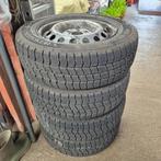Viano velgen met winterbanden 205/65 R16 z.g.a.n. 8,5mm pr., Auto-onderdelen, Banden en Velgen, Ophalen, Velg(en), 16 inch, Bestelwagen