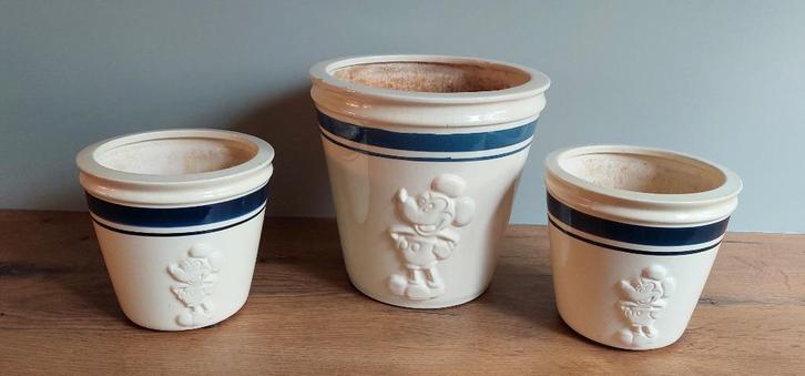 Drie Exclusieve Donaldson sierpotten The Walt Disney Company, Verzamelen, Disney, Beeldje of Figuurtje, Mickey Mouse, Ophalen