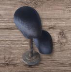 Houten standaard met zwart hoofd koptelefoon pruik hoed, -, -, Ophalen of Verzenden, Zo goed als nieuw