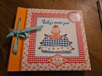 Baby's eerste jaar invulboek - Pauline Oud, Ophalen of Verzenden, Zo goed als nieuw, Opvoeding tot 6 jaar