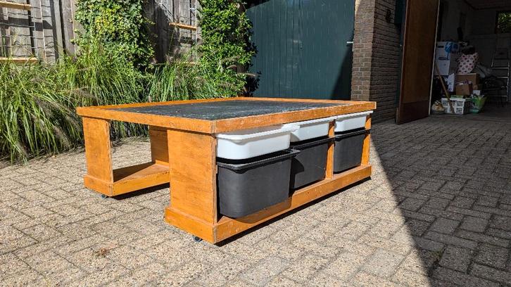Verrijdbare speeltafel, Kinderen en Baby's, Speelgoed | Speeltafels, Zo goed als nieuw, Ophalen