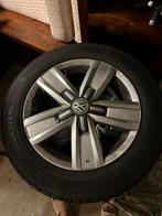 VW Transporter Winterbanden met Velgen 215/50 R17 – z.g.a.n, Auto-onderdelen, Banden en Velgen, Banden en Velgen, 17 inch, Bestelwagen